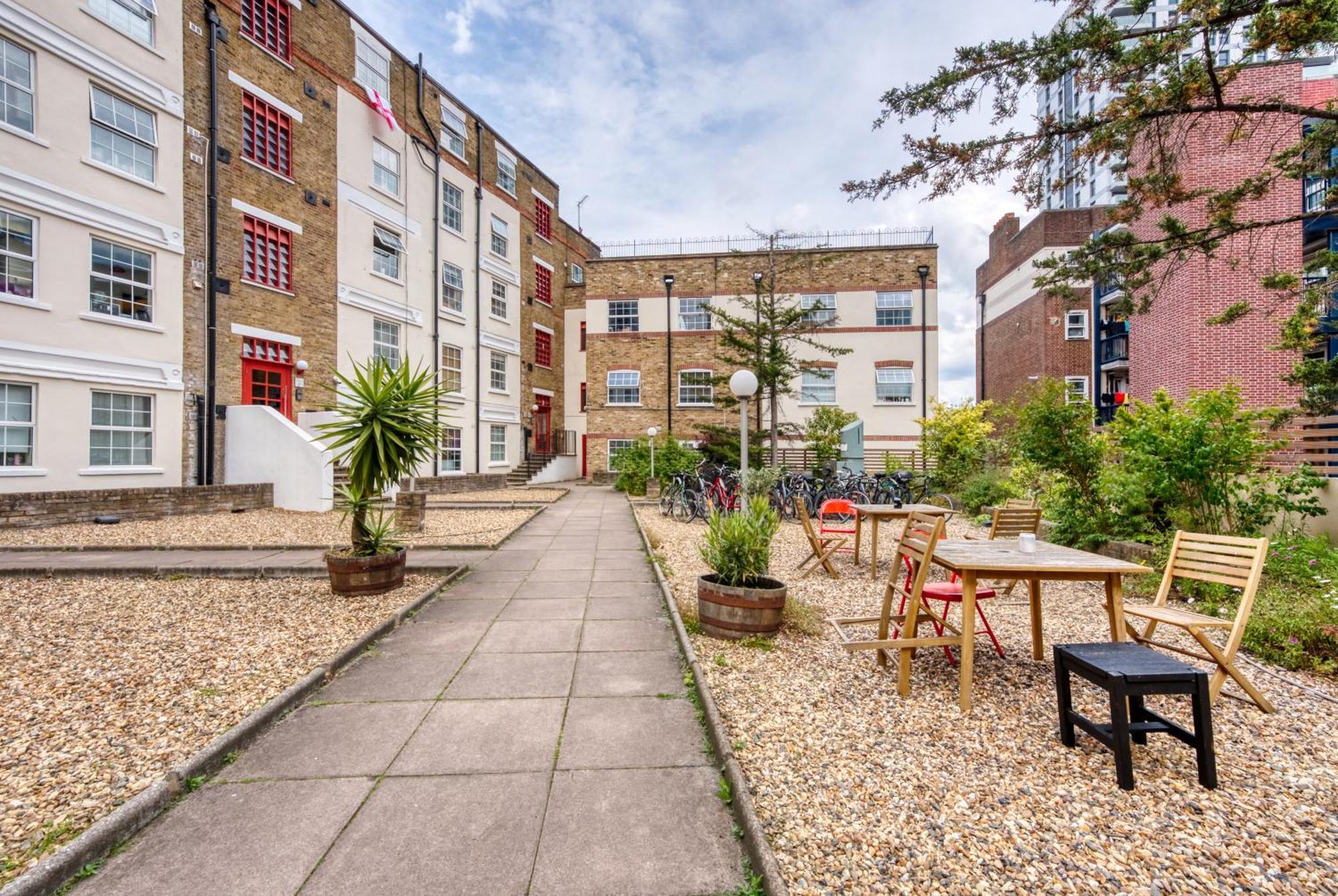 Chic 2 Bedroom Apartment Near Liverpool Street By Gold Stays London Luaran gambar